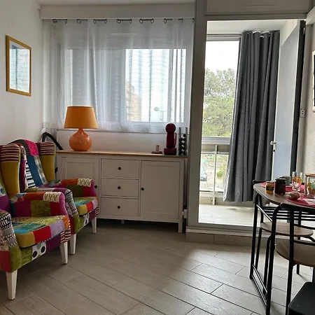Climatise Pour 2 Pers Avec Loggia & Parking A 200m De La A Saint-cyprien - Fr-1-793-18 Apartament *